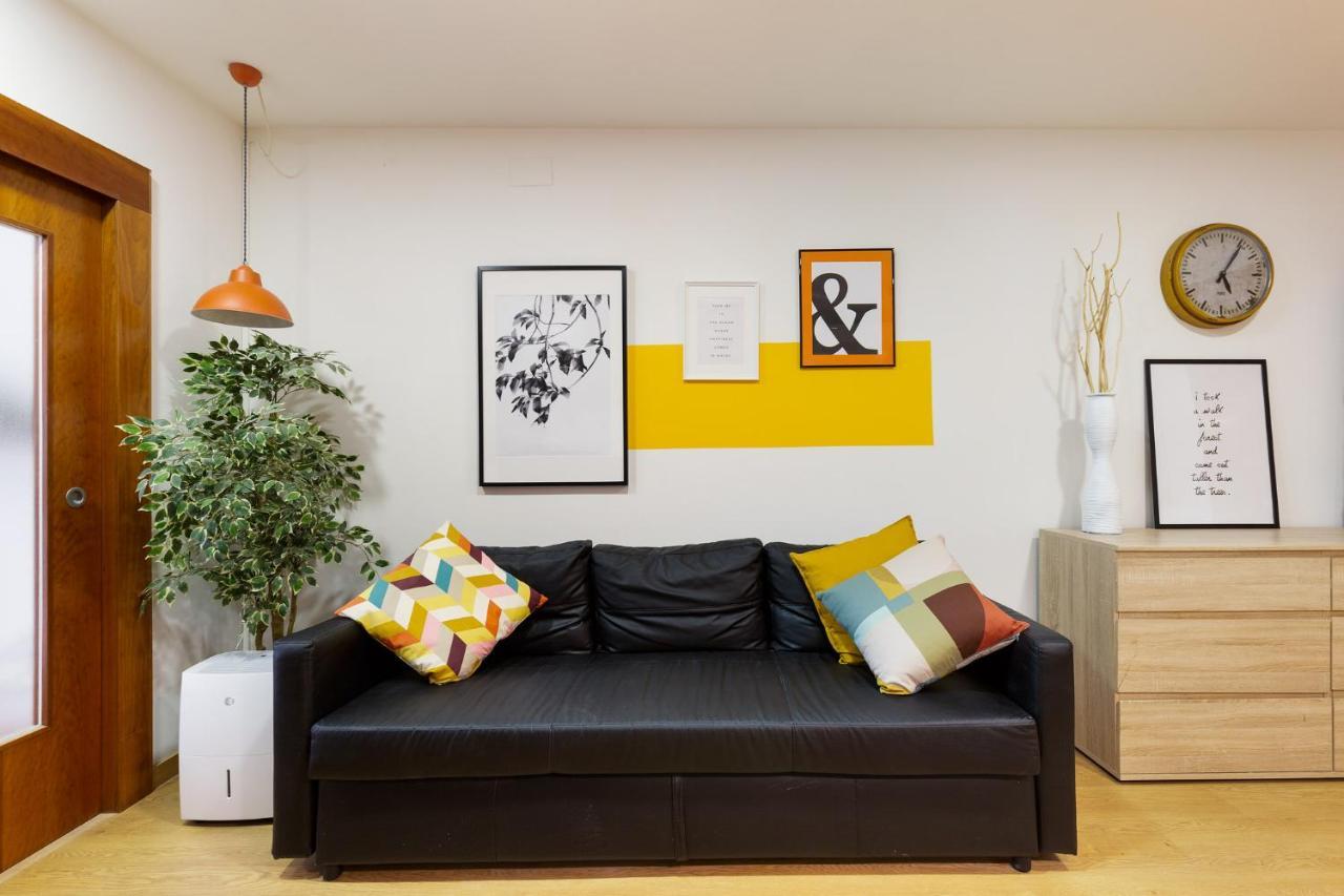 Stay U-Nique Apartments Passatge De Font Барселона Екстериор снимка