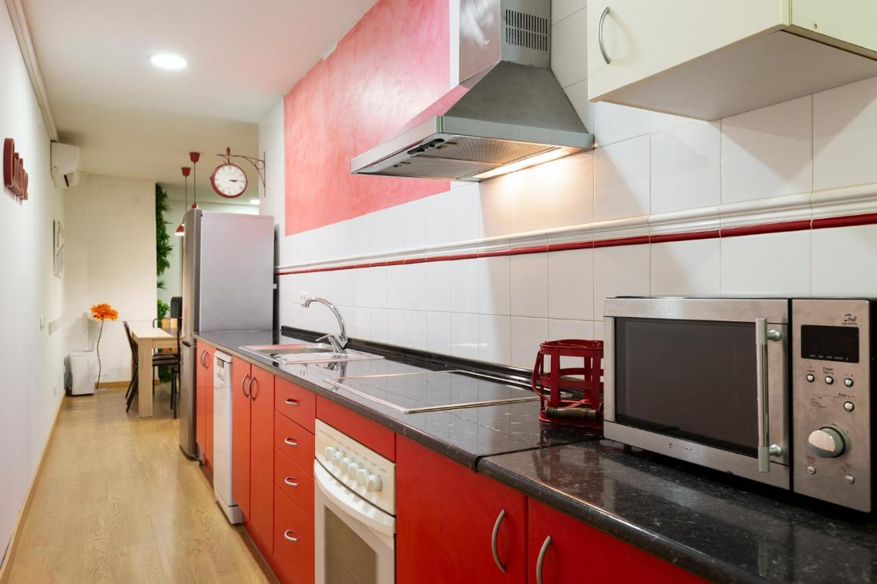 Stay U-Nique Apartments Passatge De Font Барселона Екстериор снимка